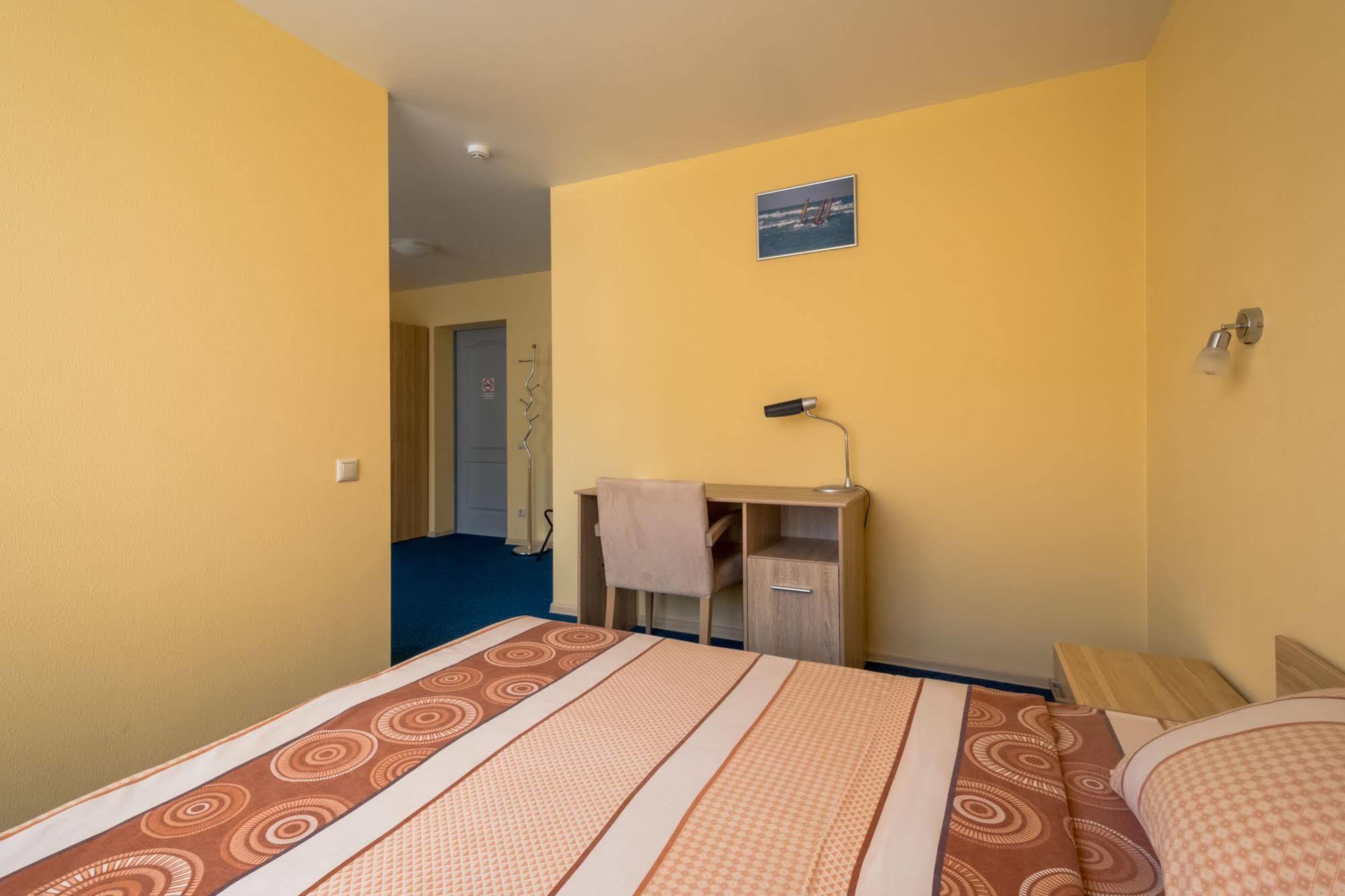 Sporthotel Liepaja Ngoại thất bức ảnh